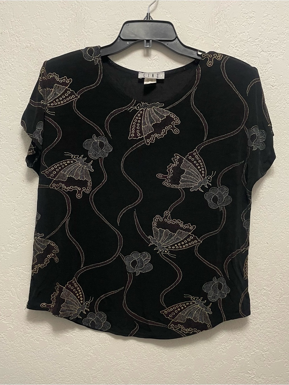Vintage Size L Black Butterfly Shoulder Pads Stretch Slinky Shirt Top